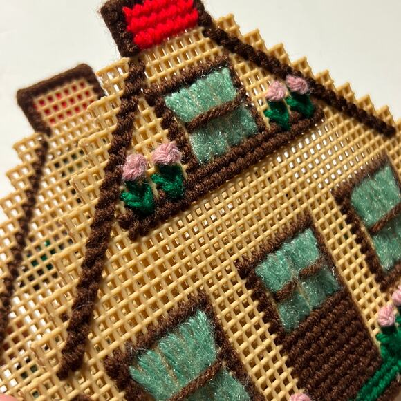 Vintage Handmade Plastic Canvas Yarn Cottage House letter mail coaster Decor - Picture 14 of 14